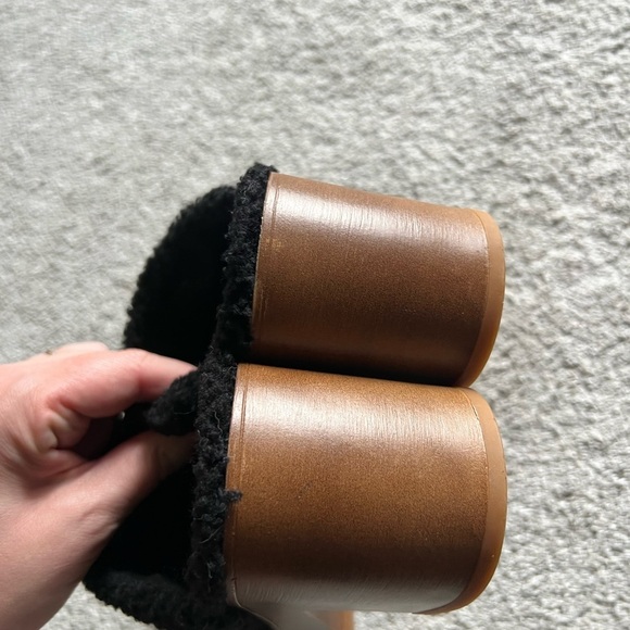 Vince Camuto Rimindel Size 7.5 Faux Sherpa Mules Shoes Chunky Block Heel Clogs - Picture 4 of 6